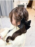 編み込みサイドポニーテール