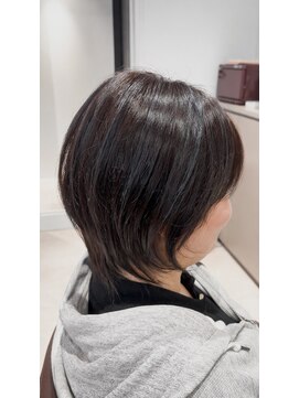 ロア(LOA) ハイライトカラーショート