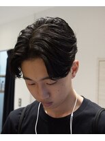 バース 梅田中崎町店(BIRTH)&nbsp;センターパートニュアンスパーマフェザーパーマ大阪パーマ