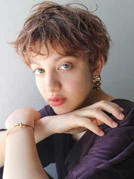 スクリーンギンザメゾン 銀座(SCREEN GINZA MAISON.) 黒髪カタログ/クラゲヘアー/オリーブ/銀座