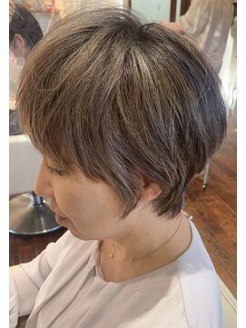 ペコリ ヘアールーム(PecoRi HAIR ROOM) グレーベージュ