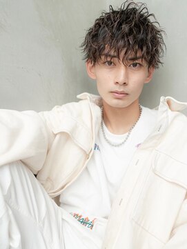 イオ 本厚木(io) マッシュショート波巻きスパイラルパーマハイライト