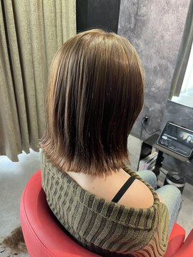 ドット(dot) 切りっぱなしボブ×ダブルカラー