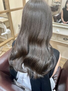 アメリ ココロ 南森町店(Ameri cocoro.) アッシュグレー