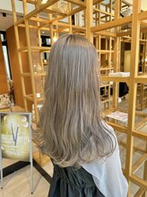 ラシンバン(LashinVan) ふんわりミルクティーグレージュ
