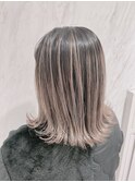 今里☆ベージュのバレイヤージュ☆