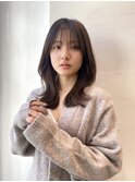 ちょっと甘めくびれミディアムヘア