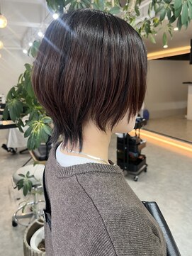 ダイアモンドリリーキートス(Diamond Lily kiitos) ミディアムヘア/暗めカラー/グランマッシュ/一宮/レイヤー