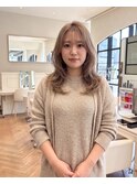 小顔見え大人かわいいレイヤーミディアム
