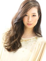 メゾンドイギー(MAISON de IGGY)&nbsp;サイドパートでカジュアルフェミニン