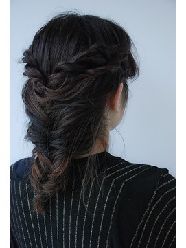 ナチュラル コレット(Natural collet) ロングフィッシュボーンアレンジ