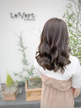 ルヴェール(Le Vert) 春夏カラー オリーブブラウン 20代30代40代