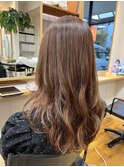 レイヤーカット フェミニン くすみカラー 大人ガーリー 小顔
