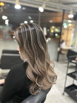 ラフ 難波店(LAFF) #セミディ#シアーカラー#ショートヘア#姫カット#ダークアッシュ