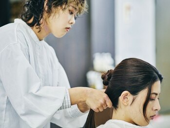 ドレス(Dress)の写真/トレンドを押さえた女性スタイリストによるマンツーマン施術と丁寧なカウンセリングが人気の秘訣
