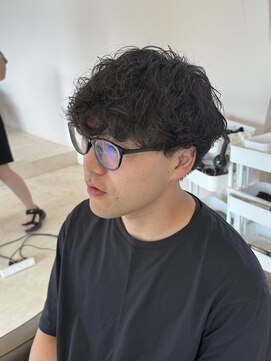 ヨンド(yond) ニュアンスパーマで躍動感を!