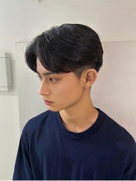 ゼスト フィーノ(ZEST fino) 酸性ストレート/曲がる縮毛矯正/センターパート/フェザーパーマ