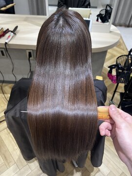 ジーナ 福岡天神(Zina) 《艶髪》美髪縮毛矯正