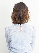 スーパーセッションヘッドライン(SUPERSESSION HEADLINE) ラフウェーブのミディアムボブ