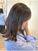 柔らかグレージュ