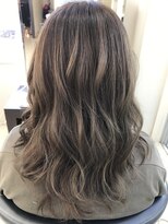 ブランシェ 西松山店&nbsp;根元暗めのベージュカラー★☆