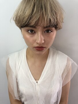 アスター(astar) 【Astar】インナー ローライト 小顔 ショート