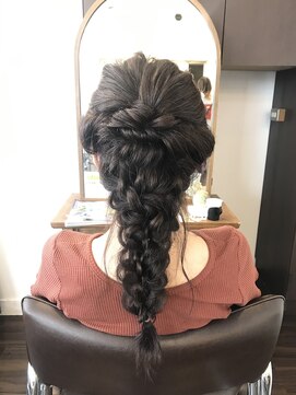 エンジェル 青葉台(ANGEL) 柔らかい雰囲気のゆる編み下ろし結婚式にも