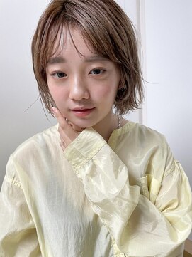 ミィ 表参道(mee.) 【mee.】 ラベンダーカラーイヤリングカラー前髪