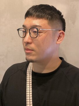 フランクスバーバーリザーブ 人形町店(FRANK’S BARBER RESERVE) クロップサイドバックグラデーション　ｙ