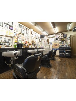 【石神井公園駅】地域密着オシャレバーバー。初めてのお客様も安心できるアットホームな雰囲気が自慢！