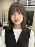 #やわらかグレージュ