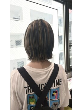 ゼストプラス(ZEST plus) レイヤーボブハイライト