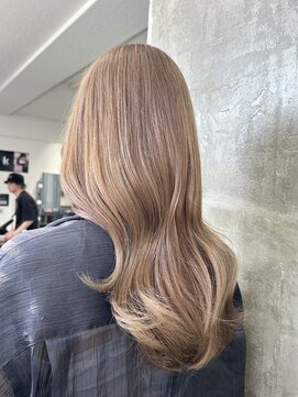 キング(K!ng) ミルクティーベージュ