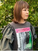 ハイライトたっぷりベージュカラーに外ハネロブ