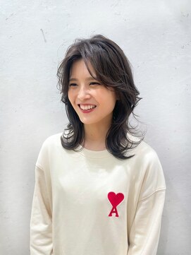 ロンドプランタン 恵比寿(Lond Printemps) レイヤーカットでふんわり前髪流れるヘア イノアカラー