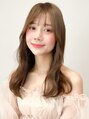 フィオーラ(Fiora)&nbsp;透明感カラー、大人可愛いレイヤースタイル