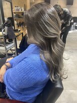 ネウィ 池袋(newi) ハイライトバレイヤージュ