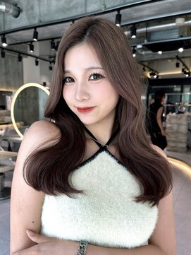 ロール 博多(Role) ミルクティーベージュ/レイヤーカット/くびれ巻き