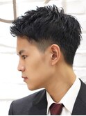 メンズ黒髪爽やかビジネスツーブロックアップバンク理容室