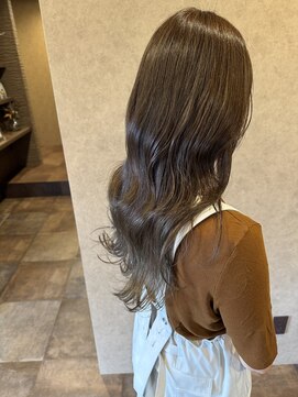 イロハ(iroh) キラテラカラー新色/骨格補正スパ/ゆる巻き