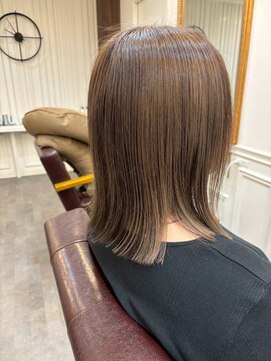 クロエ バイ ラヴィズム 新潟ビルボードプレイス2店(CLOE by LUVISM) 切りっぱなしボブ