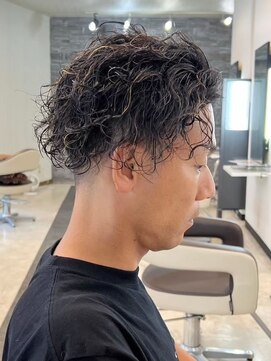 ガーデン 西川田店(garden) 西川田波巻きスパイラルパーマ波巻きパーマセンターパートメンズ