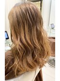 【YuKuRu &nbsp;&nbsp;&nbsp;HAIR &nbsp;&nbsp;&nbsp;FACTORY】　ブリーチベージュカラー