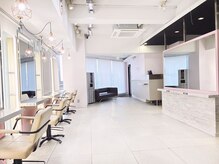 ユーフォリア エヌ 池袋サンシャイン通り店(Euphoria +n)