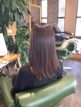 ヴィヴ(Vive) ツヤサラストレート