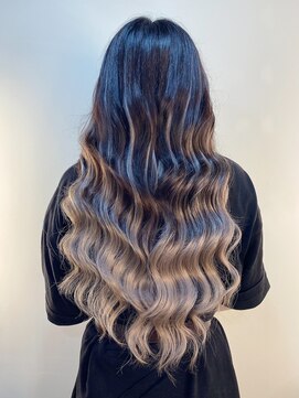 ヘアメイクサロン ゼロ(ZERO) 1度はやってみたい!ブラック×グレージュグラデーション☆ミ