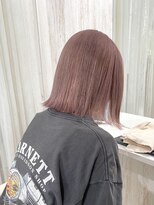 フリーラ 表参道(freera)&nbsp;@kamiishi_freera くすみピンク　切りっぱなしボブ