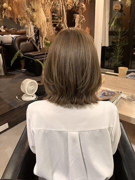 パム 恵比寿(PAM.) ラフで可愛い抜け感ボブ