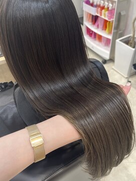 イヴォークトーキョーオーサカ(EVOKE TOKYO osaka) 髪質改善 トリートメント プリンセスケア うる艶 オリーブカラー