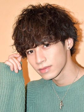 オーシャントーキョー(OCEAN TOKYO) スパイラルパーマツーブロック刈り上げラウンドマッシュ韓国束感